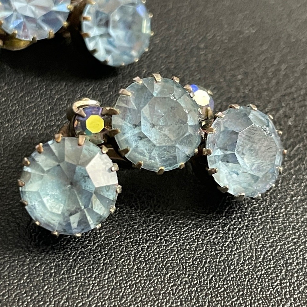 Midcentury Rhinestone Earrings Clip ons Blue Silver Tone Riveted - Picture 3 of 9